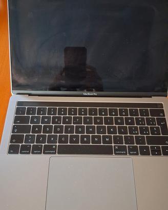 apple  MacBook Pro non funzionante 