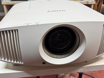 Sony vpl 570 es non funzionante