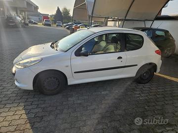 Peugeot  206