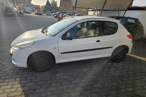Peugeot  206