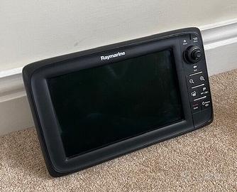 Plotter raymarine c 95