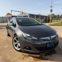 Opel Astra J GTC