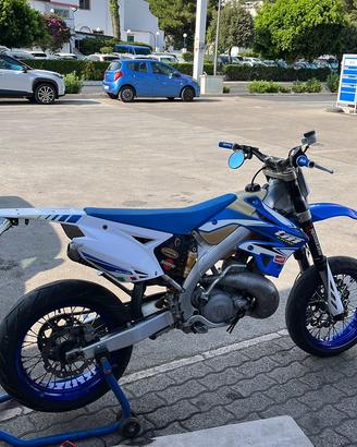 Tm En 250 2t 2010