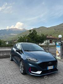 Ford fiesta stline