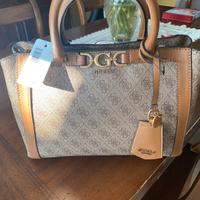 Borsa Guess Nuova con cartellino