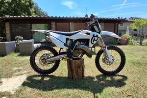 Husqvarna TC 125 targata