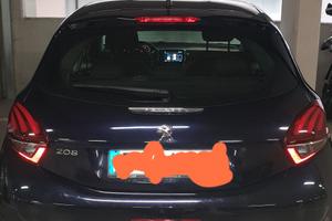 Peugeot 208  1.2 puretech