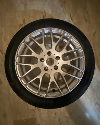 Cerchio bmw da 17 con gomma