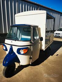 FoodTruck ApeCar per uso Gelateria/Bar/Aperitivi