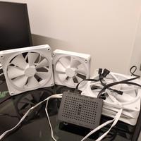 4 ventole NZXT RGB + controller
