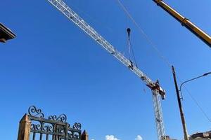 Gru benedini B 36 ft