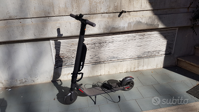 Monopattino ninebot es4 (es2+batteria) segway