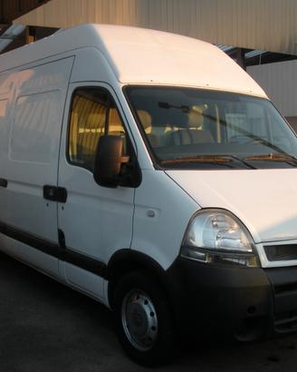 Nissan Interstar 2.5 dci
