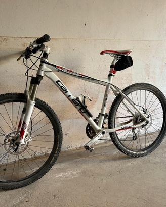 Mountain Bike Carraro 478 K Race – Shimano XT – Ro