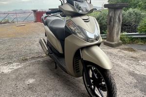 Honda Sh 300