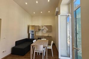 MONOLOCALE A TARANTO