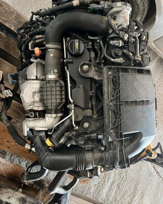 Motore 1400 hdi citroen c3  8HR