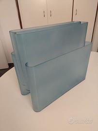 Porta riviste Kartell grigio-azzurro