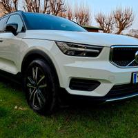 xc40 1.5  t2 momentum core - neopatentati 