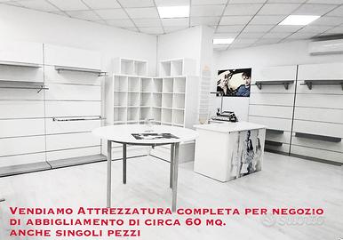 Bancone e arredamento vario