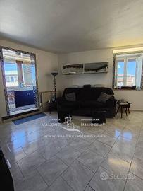 APPARTAMENTO RISTRUTTURATO .