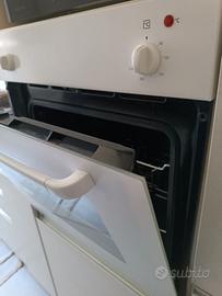 Forno bianco ad incasso