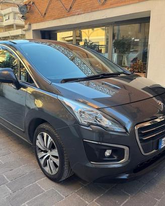 PEUGEOT 3008 1.6 HDi 115CV Business