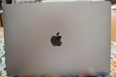 Apple macBook Pro 13,3''