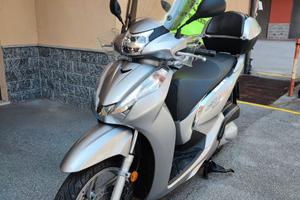 Honda SH 300 I ABS