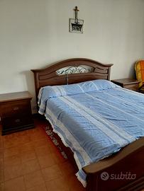 letto comodini e cassettiera