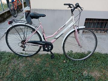 bici da donna a 28 con marce 
