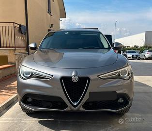 Alfa Romeo Stelvio 2.2 180 CV