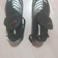 Scarpe  Nike calcetto calciotto