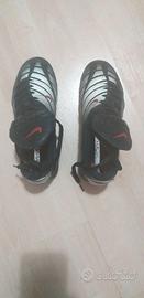 Scarpe  Nike calcetto calciotto