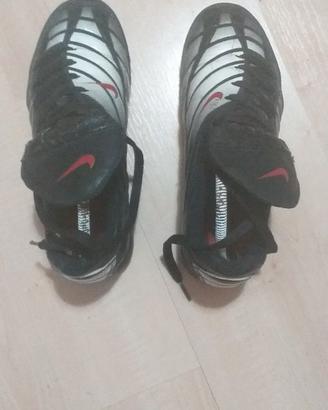Scarpe  Nike calcetto calciotto