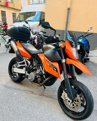 Ktm 990 Supermoto SUPER MOTO
