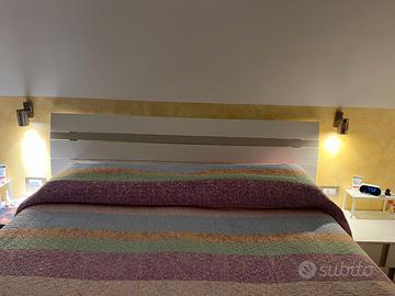 Applique in acciaio spazzolato