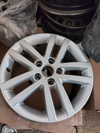 CERCHI 16” ORIGINALI VW