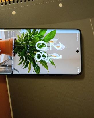 Motorola edge 60 256gb rom 8+2 ram