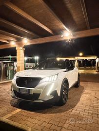 Peugeot 2008 GT 1.2 benzina 130cv