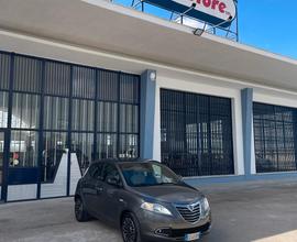 Lancia Ypsilon 1.3 MJT 16V 95 CV 5 porte S&S 30th 