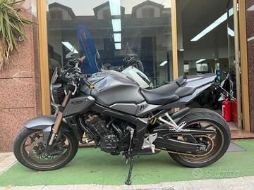 Honda CB 650 R tua a soli 56€!