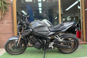 Honda CB 650 R tua a soli 56€!