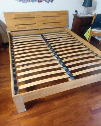 Letto matrimoniale in legno 