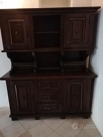 mobile artigianale in legno massiccio 