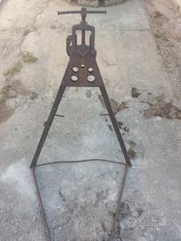 cavalletto/morsa per idraulico