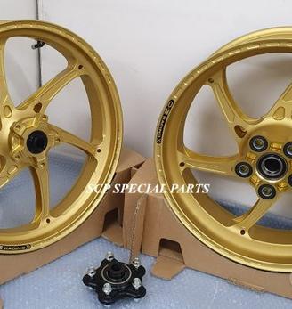 Triumph daytona e street triple cerchi oz gass rsa