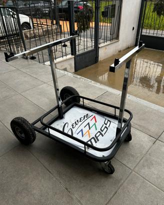 Carrello porta kart piu pezzi di ricambio otk