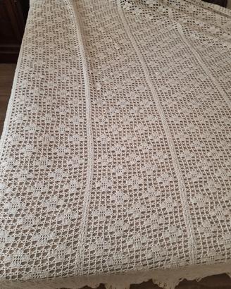 Coperta matrimoniale all'uncinetto filè   ecrù