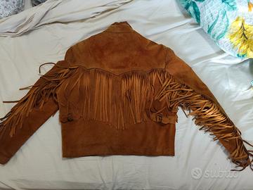 Giubbino pelle scamosciata con frange 
